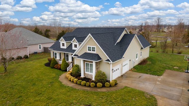 304 N Excalibur Drive, Carterville, IL 62918