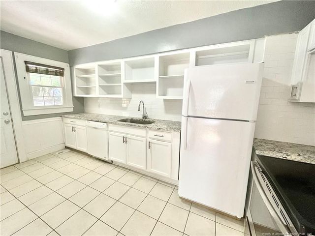 727 Greenland Drive, Fayetteville, NC 28305
