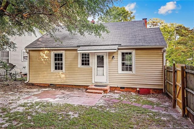 727 Greenland Drive, Fayetteville, NC 28305