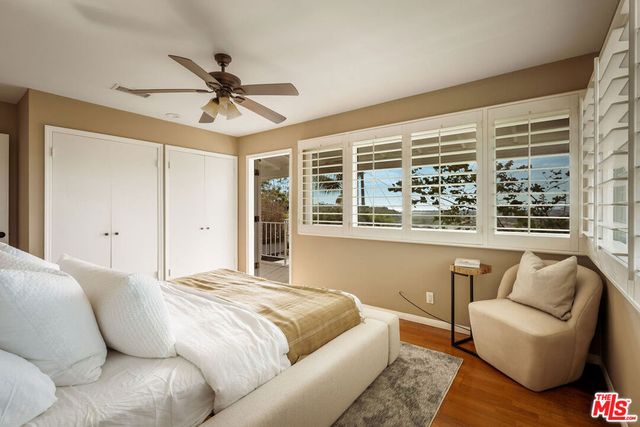 7811 Nardian Way, Los Angeles, CA 90045