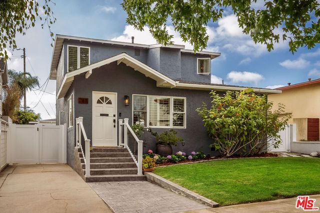 7811 Nardian Way, Los Angeles, CA 90045