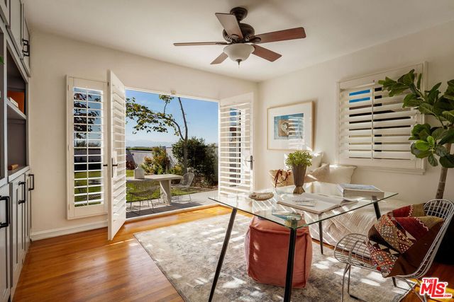 7811 Nardian Way, Los Angeles, CA 90045