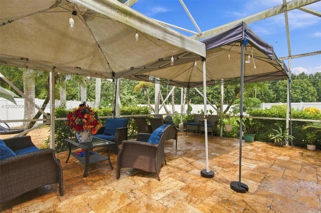 10937 NW 46th Drive, Coral Springs, FL 33076