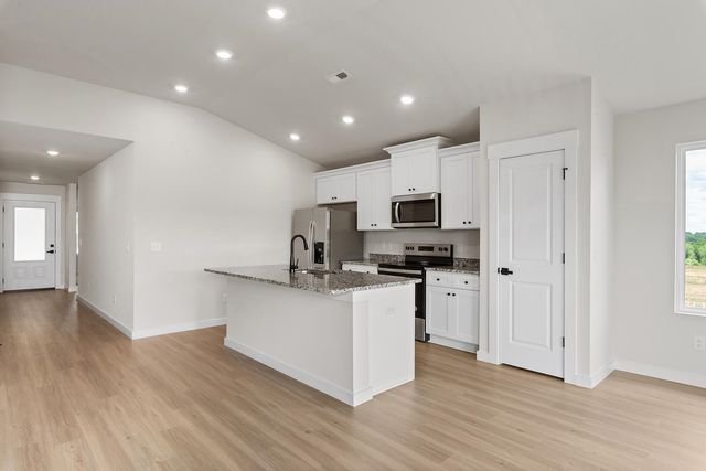 403 West Claywalk Road, Woodruff, SC 29388