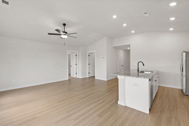 403 West Claywalk Road, Woodruff, SC 29388