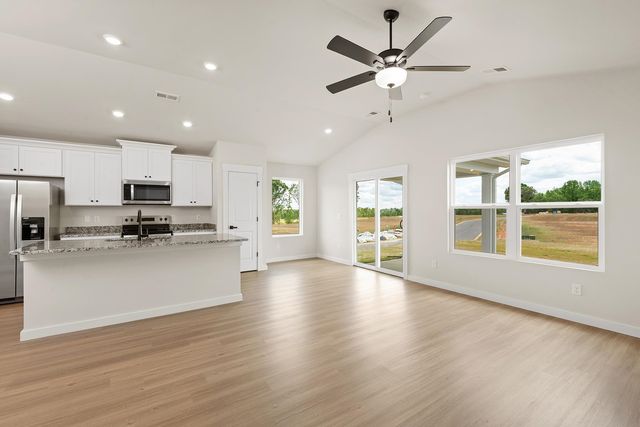 403 West Claywalk Road, Woodruff, SC 29388