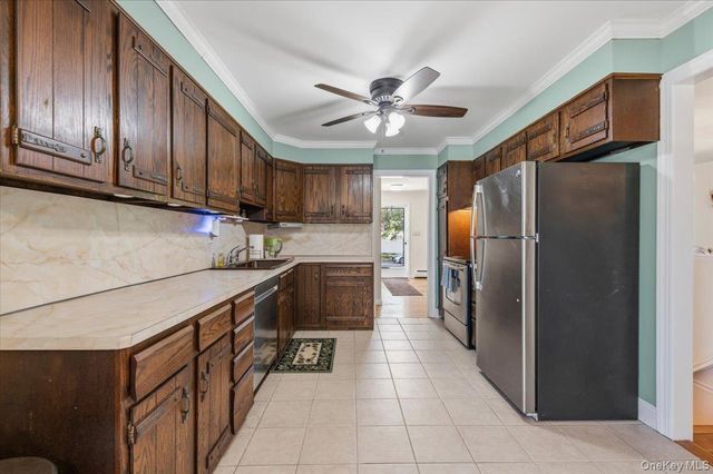 3 Cherry Street, Massapequa, NY 11758