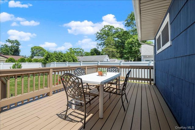 3 Cherry Street, Massapequa, NY 11758