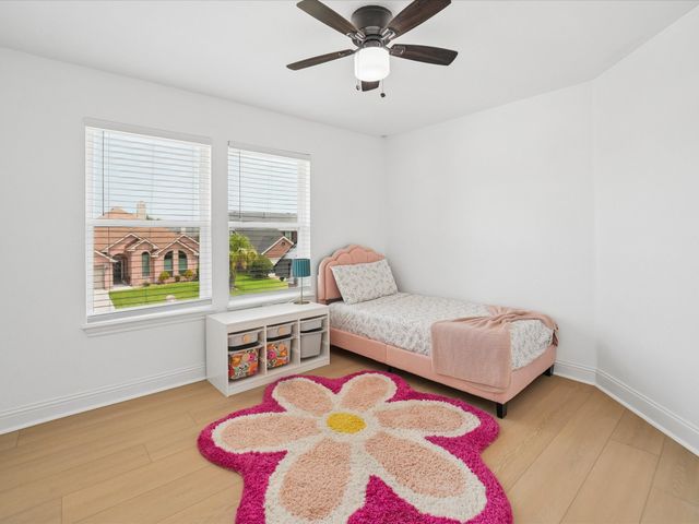 409 Baldwin Street, Grand Prairie, TX 75052