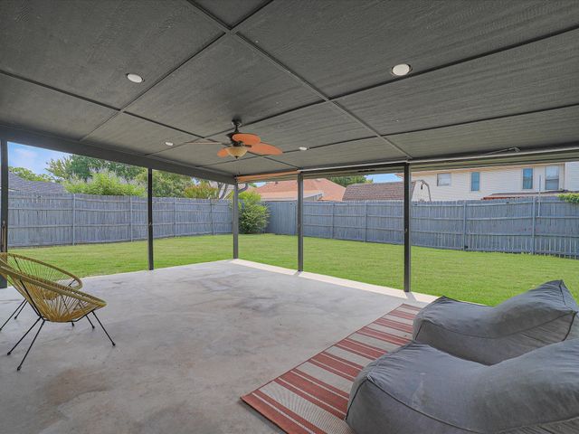 409 Baldwin Street, Grand Prairie, TX 75052