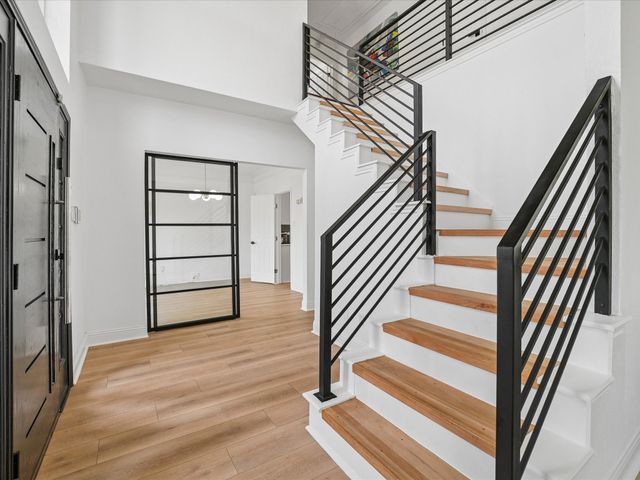 409 Baldwin Street, Grand Prairie, TX 75052