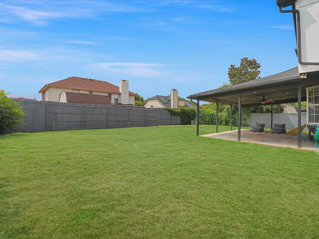409 Baldwin Street, Grand Prairie, TX 75052
