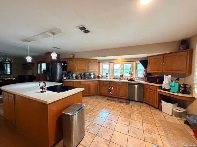 767 Happy Hollow Dr, Bandera, TX 78003
