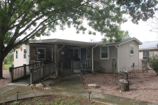 767 Happy Hollow Dr, Bandera, TX 78003