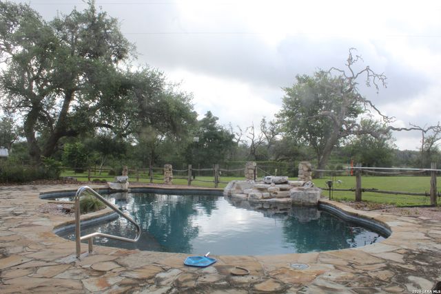 767 Happy Hollow Dr, Bandera, TX 78003