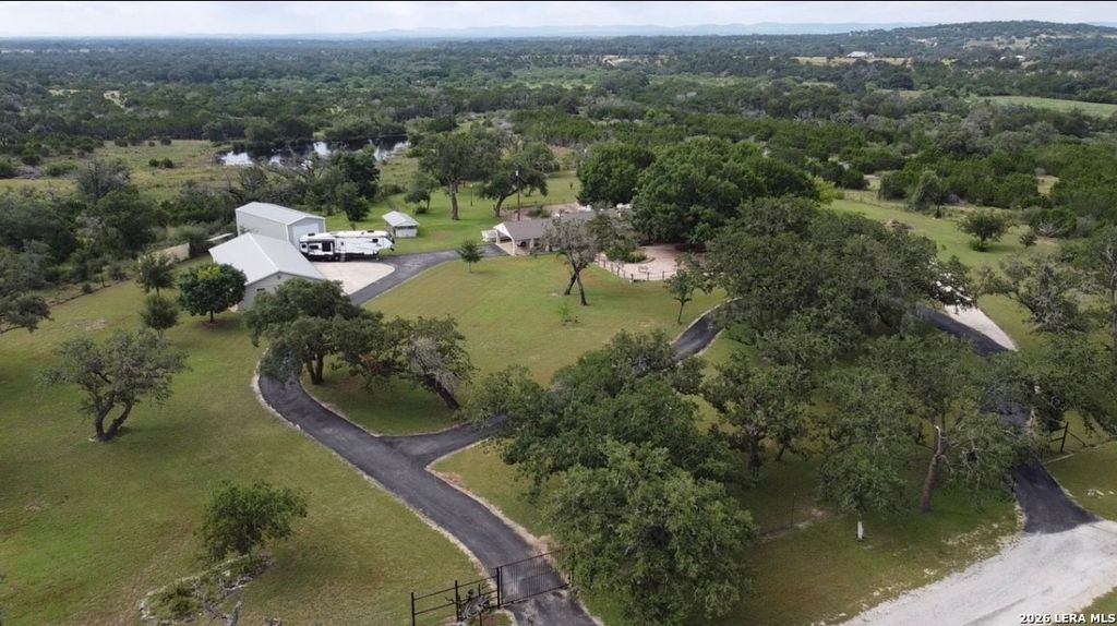 767 Happy Hollow Dr, Bandera, TX 78003