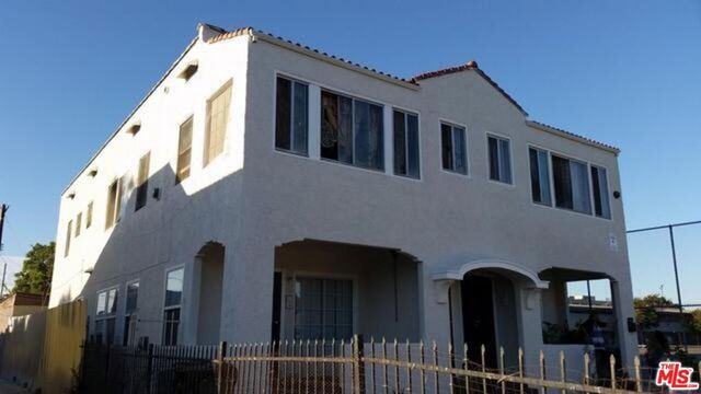 673 E 50th Street, Los Angeles, CA 90011