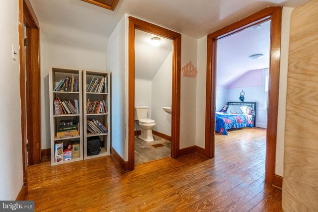 406 ALLEGHENY AVE, Hanover, PA 17331