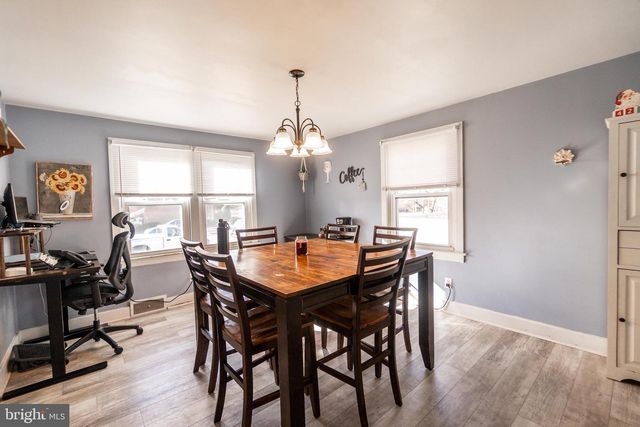 406 ALLEGHENY AVE, Hanover, PA 17331