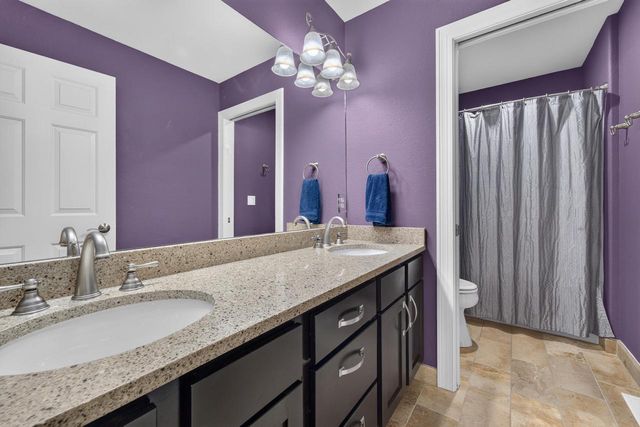 1347 W Stillwater CIRCLE, Mequon, WI 53092