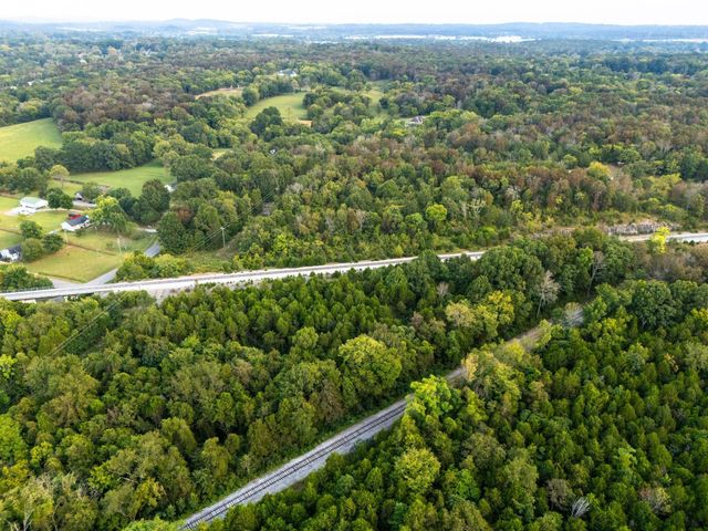 1054 Quarry Rd, Mount Juliet, TN 37122