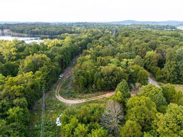 1054 Quarry Rd, Mount Juliet, TN 37122