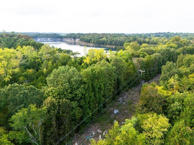 1054 Quarry Rd, Mount Juliet, TN 37122