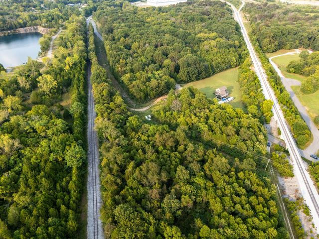 1054 Quarry Rd, Mount Juliet, TN 37122