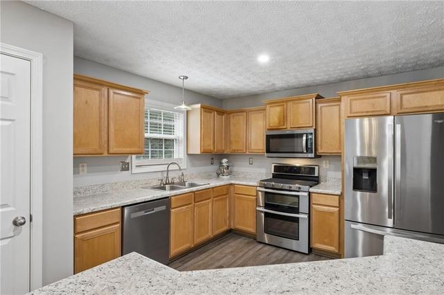 610 Eagle Glen Trace, Woodstock, GA 30189