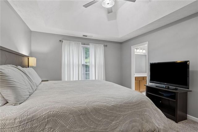 610 Eagle Glen Trace, Woodstock, GA 30189