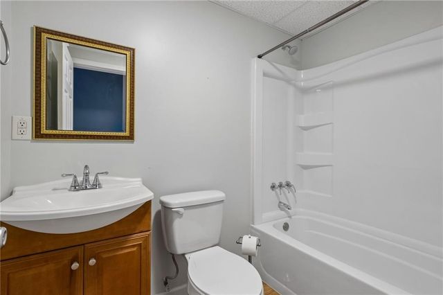 610 Eagle Glen Trace, Woodstock, GA 30189