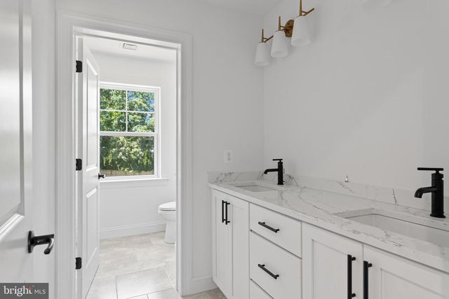 425 PASTELL LN, Conshohocken, PA 19428