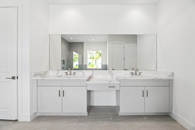 10118 Driftwood Way, Palm Beach Gardens, FL 33412