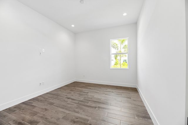 10118 Driftwood Way, Palm Beach Gardens, FL 33412