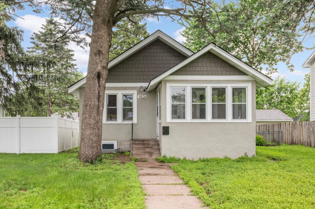 4826 Girard Avenue N, Minneapolis, MN 55430