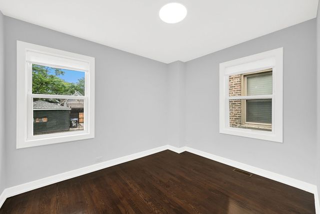 6345 S Honore Street, Chicago, IL 60636