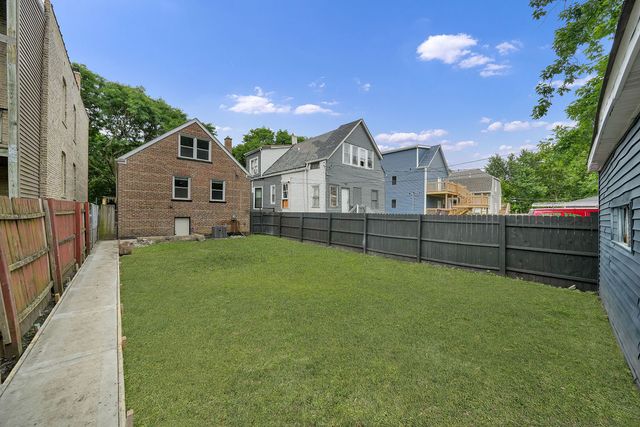 6345 S Honore Street, Chicago, IL 60636