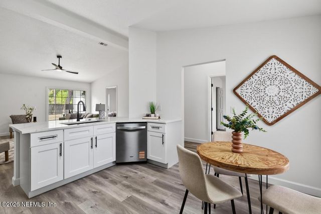 7530 FAWN LAKE Drive S, Jacksonville, FL 32256