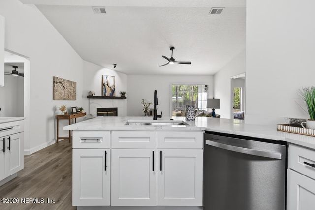 7530 FAWN LAKE Drive S, Jacksonville, FL 32256