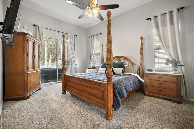 2847 MAJESTIC ISLE DR, Clermont, FL 34711