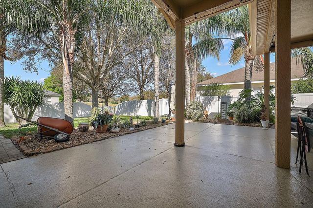 2847 MAJESTIC ISLE DR, Clermont, FL 34711