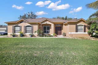 2847 MAJESTIC ISLE DR, Clermont, FL 34711