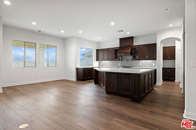 3612 Pathway Court, Bakersfield, CA 93311