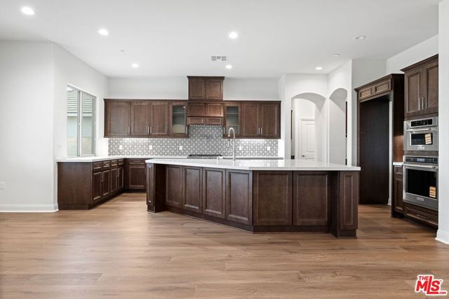 3612 Pathway Court, Bakersfield, CA 93311