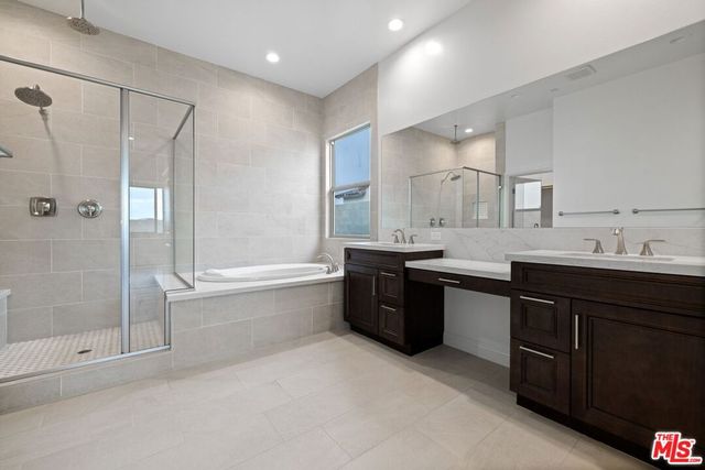3612 Pathway Court, Bakersfield, CA 93311