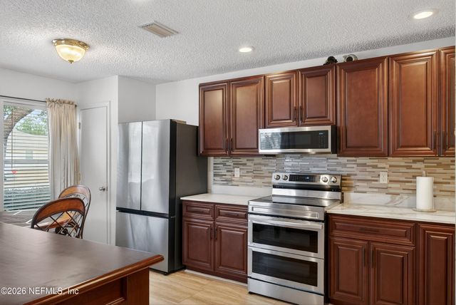 9719 MAYVILLE Drive S, Jacksonville, FL 32222