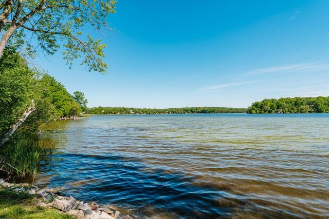 34639 Elm STREET, Summit, WI 53066