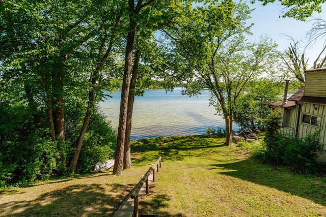 34639 Elm STREET, Summit, WI 53066