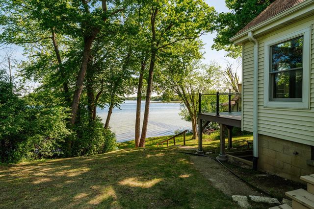 34639 Elm STREET, Summit, WI 53066