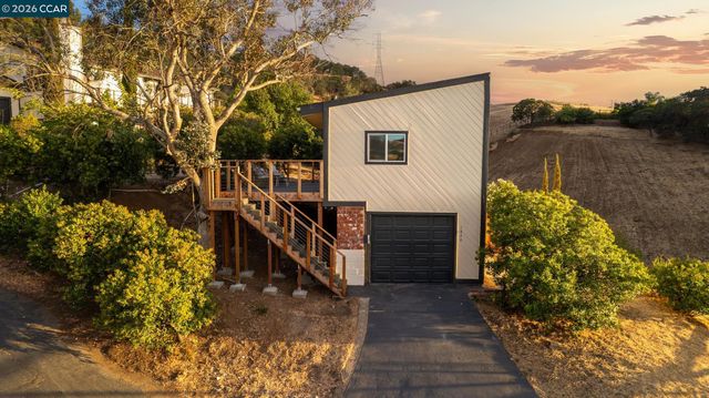 1009 - 1011 Froyd Rd, Concord, CA 94521